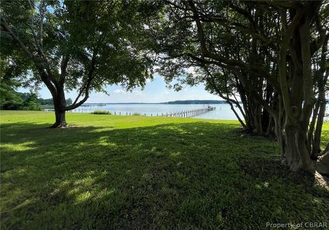 6102 Ware Neck Rd, Gloucester, VA 23061 photo 8