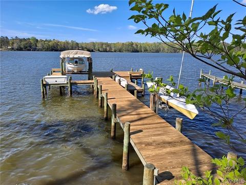 6215 Holly Trl, Gloucester, VA 23061 photo 6