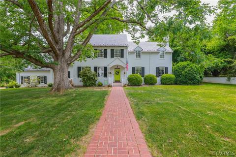 110 N Pine St, Kenbridge, VA 23944