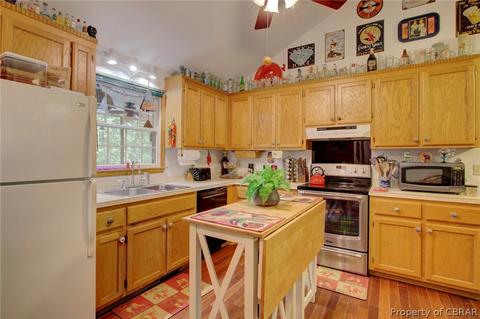 11039 Piankatank Dr, Gloucester, VA 23061 photo 7