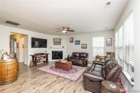 17537 Ruby Lake Ter, Moseley, VA 23120 photo 13