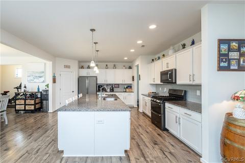 17537 Ruby Lake Ter, Moseley, VA 23120 photo 7