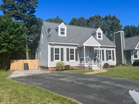 1704 Danhurst Dr, Midlothian, VA 23113 photo 2