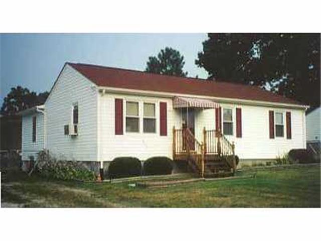 3917 Shoreview Dr, Sutherland, VA 23885 photo 1
