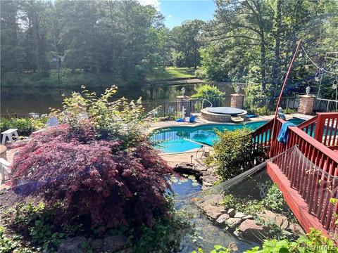 10261 Malabar Cir, Mechanicsville, VA 23116 photo 2