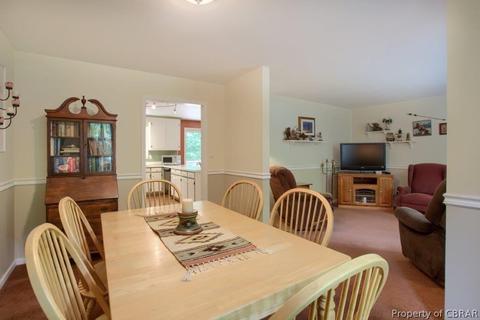 6936 Fox Ln, Gloucester, VA 23061 photo 7