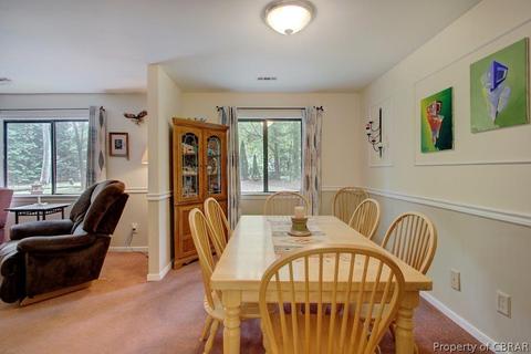 6936 Fox Ln, Gloucester, VA 23061 photo 6
