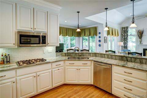 52 E Square Ln, Richmond, VA 23238 photo 18