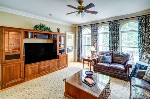 52 E Square Ln, Richmond, VA 23238 photo 14