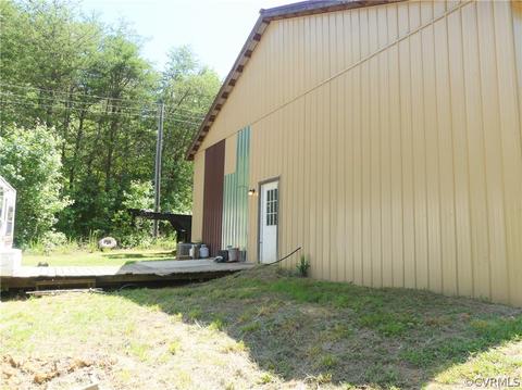 153 Walker Dr, Prospect, VA 23960 photo 7