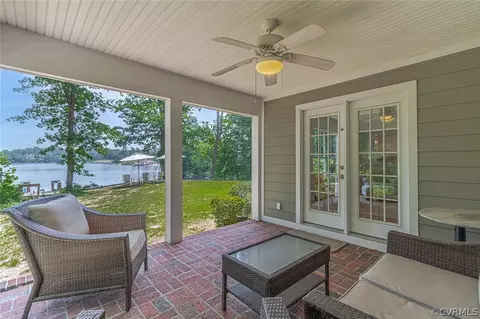 105 Dream Point Rd, Weems, VA 22576 photo 12