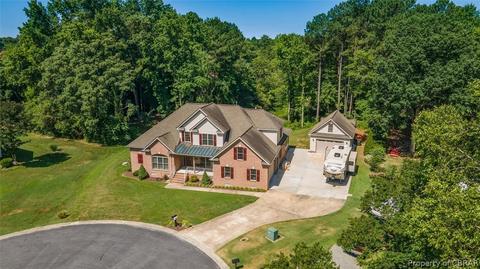 310 Marsh View Ct, Carrollton, VA 23314