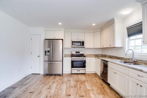 218 Pointers Dr, West Point, VA 23181 photo 12