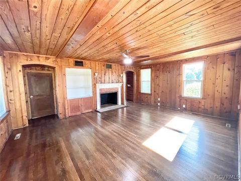 1754 Mill Creek Rd, Wake, VA 23176 photo 4