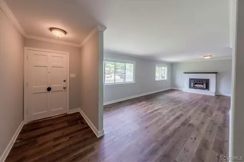 2910 Delfin Rd, Midlothian, VA 23112 photo 5