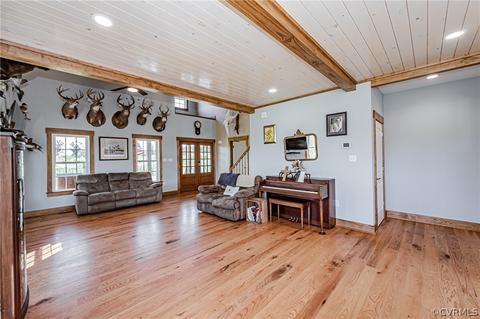 19220 Shady Ln, Carson, VA 23830 photo 5