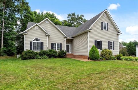 8013 Longfellow Pl, Midlothian, VA 23112 photo 2