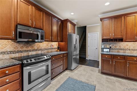 8013 Longfellow Pl, Midlothian, VA 23112 photo 13