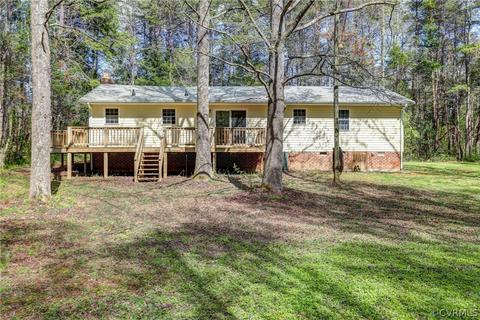 4696 E Grey Fox Cir, Gum Spring, VA 23065 photo 14
