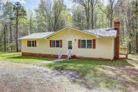 4696 E Grey Fox Cir, Gum Spring, VA 23065 photo 1