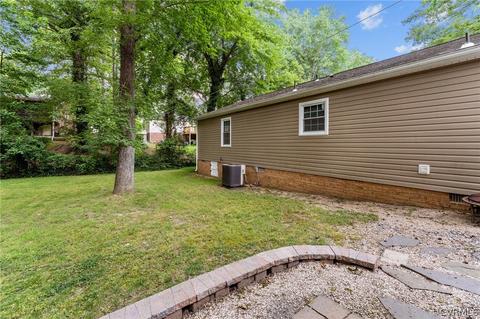 11225 Forestwind Dr, Midlothian, VA 23112 photo 28