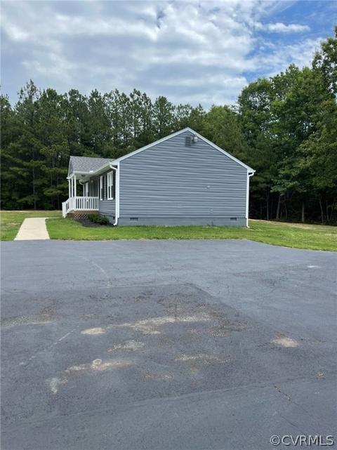 6100 Adkins Rd, Providence Forge, VA 23140 photo 4