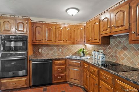 2000 Oakengate Ln, Midlothian, VA 23113 photo 7