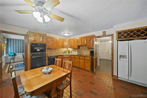 2000 Oakengate Ln, Midlothian, VA 23113 photo 6