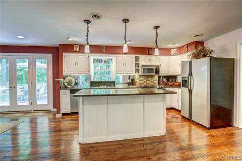 4560 Fox Chase Run, Gum Spring, VA 23065 photo 15