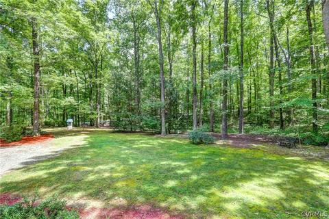 4560 Fox Chase Run, Gum Spring, VA 23065 photo 6