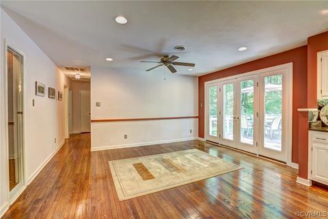 4560 Fox Chase Run, Gum Spring, VA 23065 photo 12