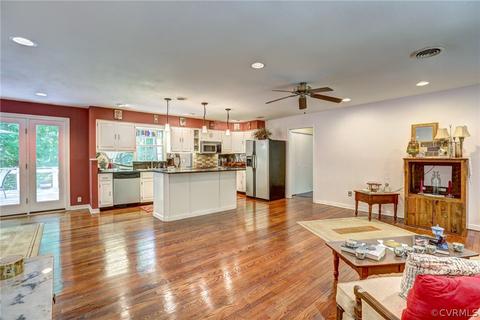 4560 Fox Chase Run, Gum Spring, VA 23065 photo 10