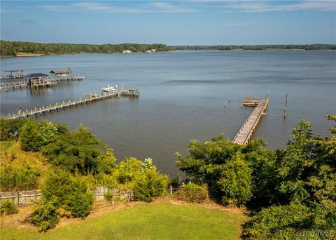 8139 Riverview Dr, Gloucester, VA 23061 photo 3
