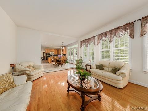 19230 Potomac Crest Dr, Triangle, VA 22172 photo 8
