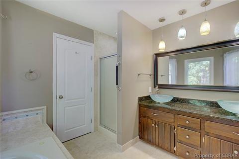8475 Woodhaven Dr, Gloucester, VA 23061 photo 19