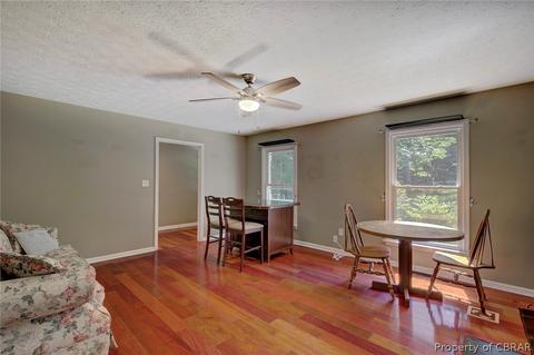 8475 Woodhaven Dr, Gloucester, VA 23061 photo 7