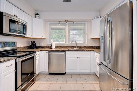 34 Phyllis Ln, Hampton, VA 23666 photo 10