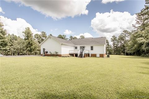 4950 Pendula Dr, Carson, VA 23830 photo 9
