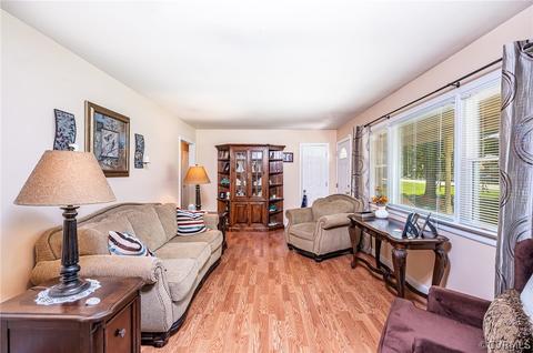 2803 Delfin Rd, Midlothian, VA 23112 photo 7