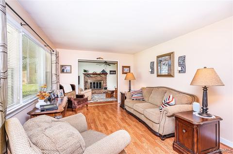 2803 Delfin Rd, Midlothian, VA 23112 photo 5
