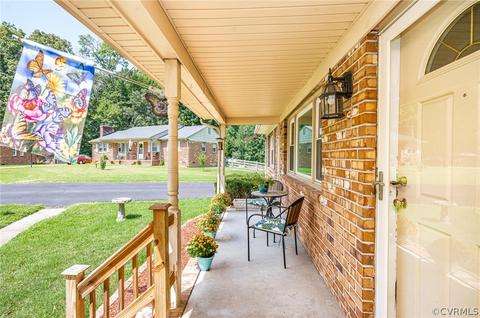 2803 Delfin Rd, Midlothian, VA 23112 photo 4