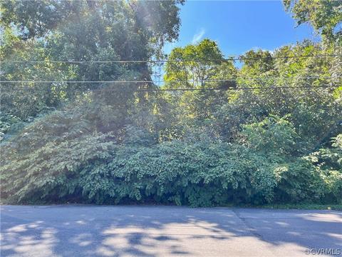 112 St Marks St, Petersburg, VA 23803