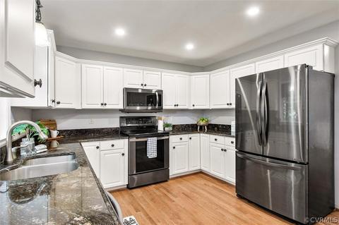 1612 Upperbury Dr, Midlothian, VA 23114 photo 10