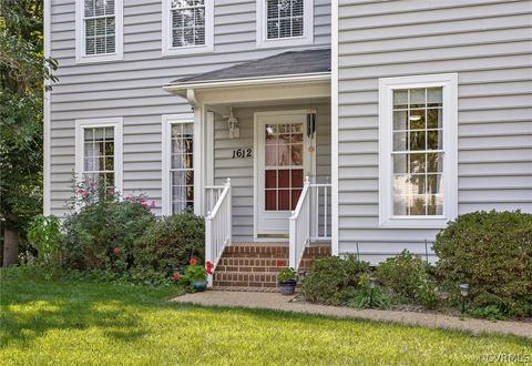 1612 Upperbury Dr, Midlothian, VA 23114 photo 3