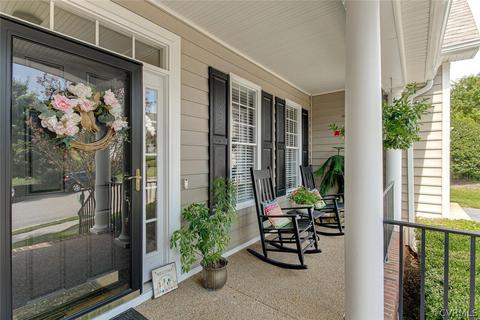742 Colony Forest Dr, Midlothian, VA 23114 photo 2