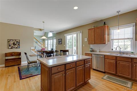 742 Colony Forest Dr, Midlothian, VA 23114 photo 13