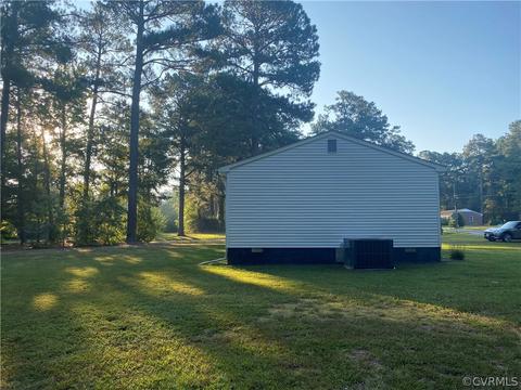 625 E 6th Ave, Kenbridge, VA 23944 photo 5