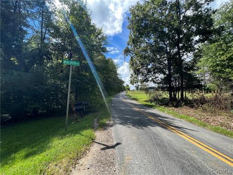 27 Walker Dr, Prospect, VA 23960 photo 11