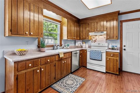 3904 Paces Ferry Rd, Chester, VA 23831 photo 11