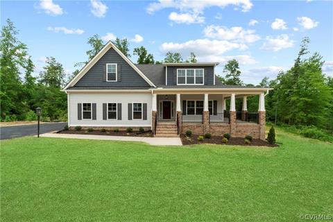 13189 Luck Brothers Dr, Ashland, VA 23005